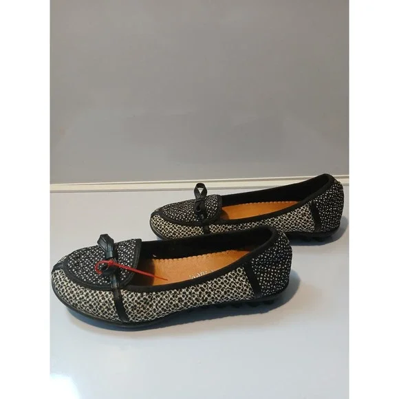 Bernie Mev Womens Black White Dot Bow Flat Loafer Shoes - Picture 6 of 7